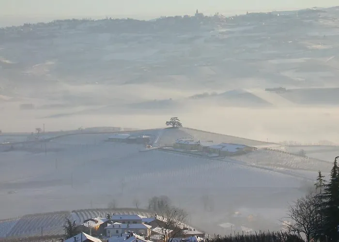 Cascina Rocca Lantgård La Morra